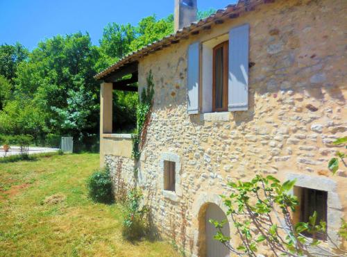 Holiday house with pool for 6 people in the Luberon