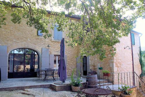 Gite of charm for 4 people in Ménerbes, in the Luberon