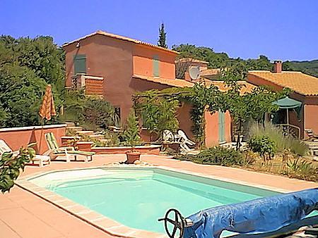 Gite with pool in the Luberon